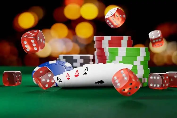 Pengguna dewasa membaca fitur VIP bola888
